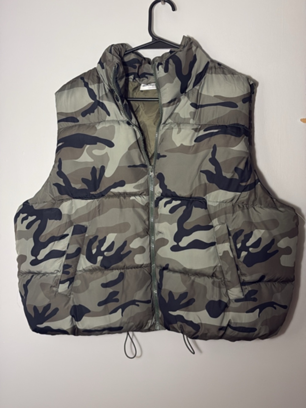 Women’s Camo Puffer Vest - Green Camo